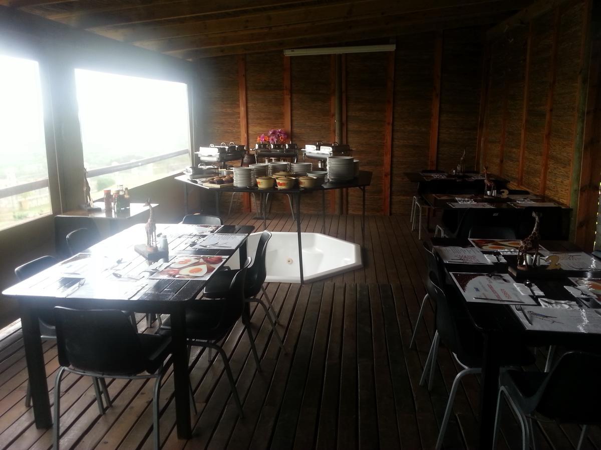 The Hexagon Wildlife Conservation Hotel Uitenhage Exterior foto